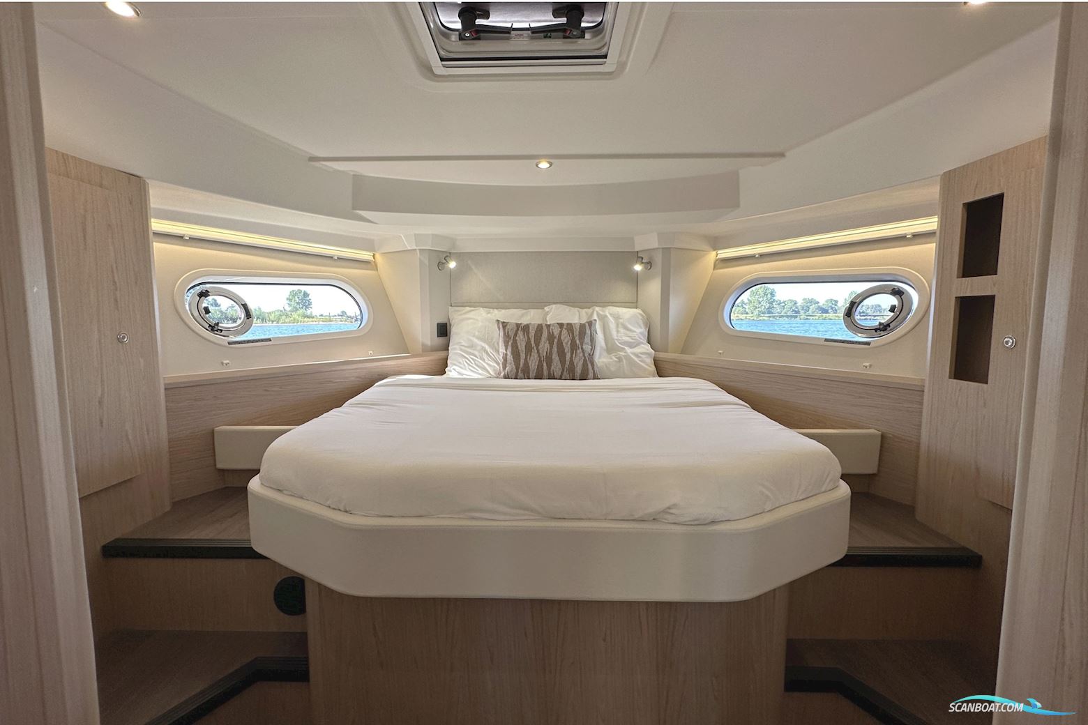 Beneteau Swift Trawler 41 Fly