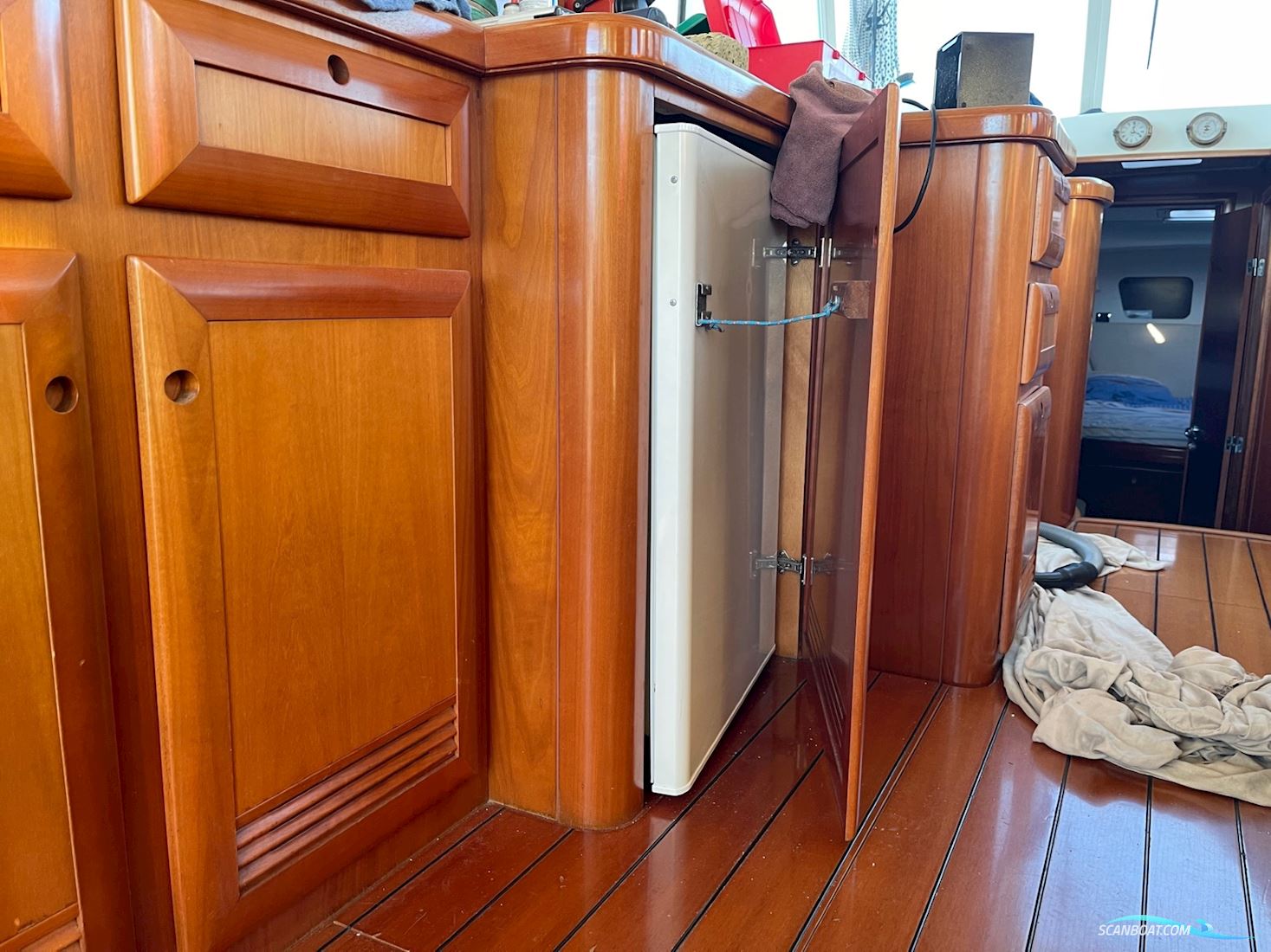 Beneteau Swift Trawler 42