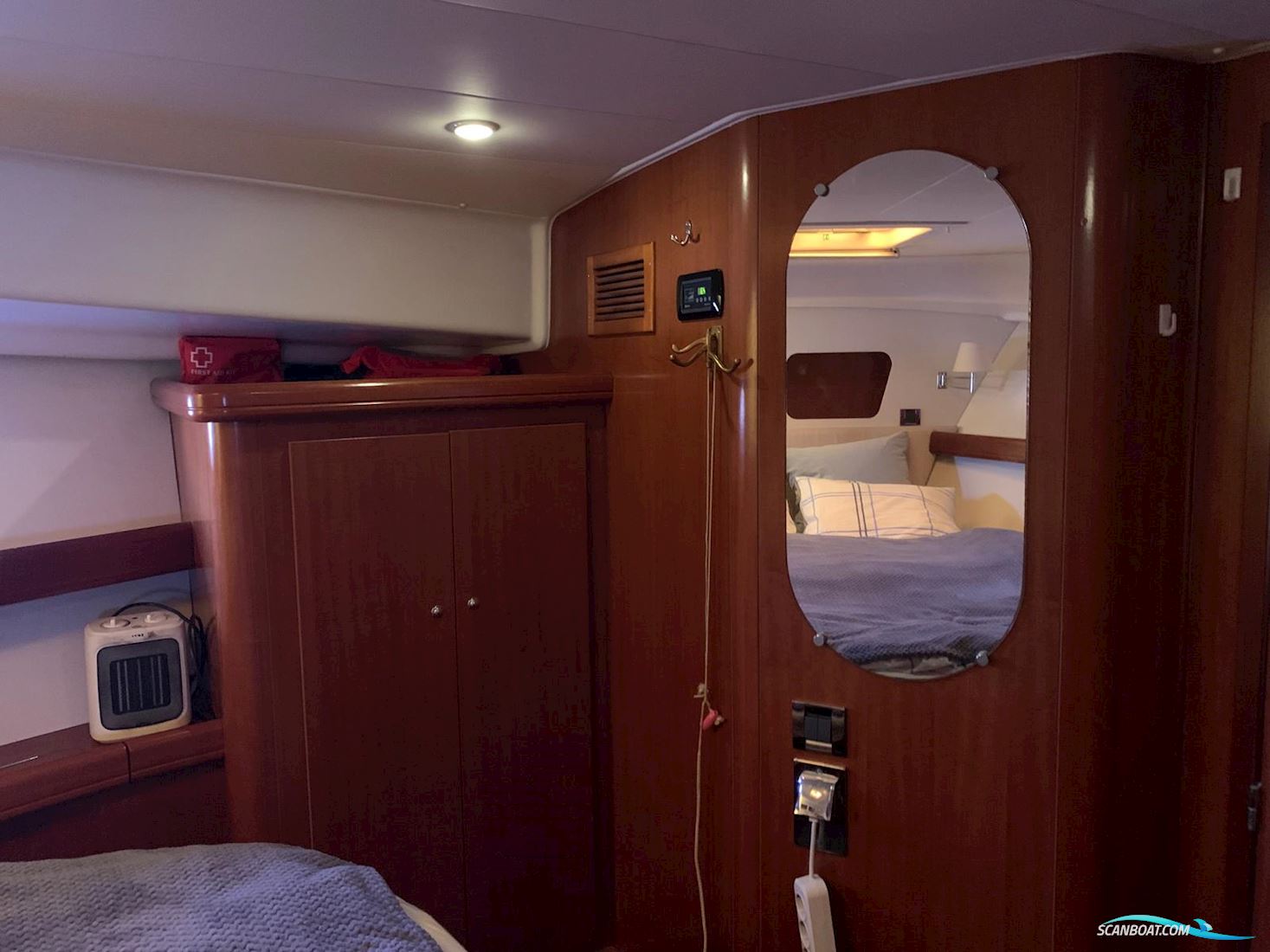 Beneteau Swift Trawler 42