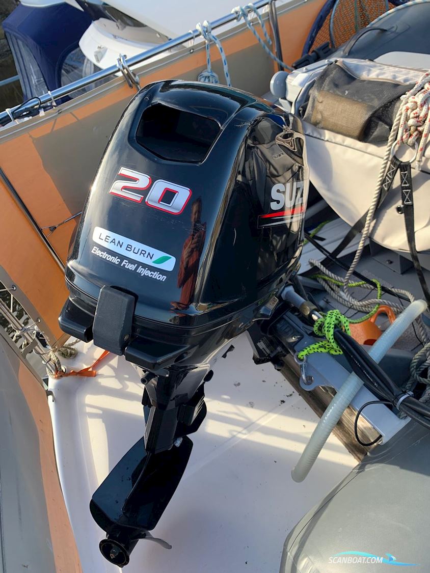 Beneteau Swift Trawler 42