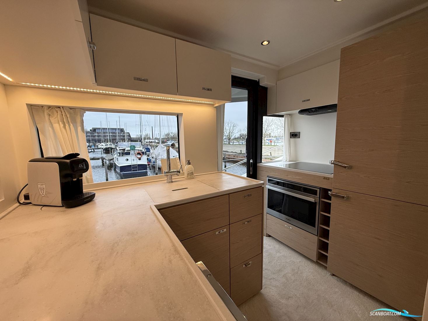 Beneteau Swift Trawler 62