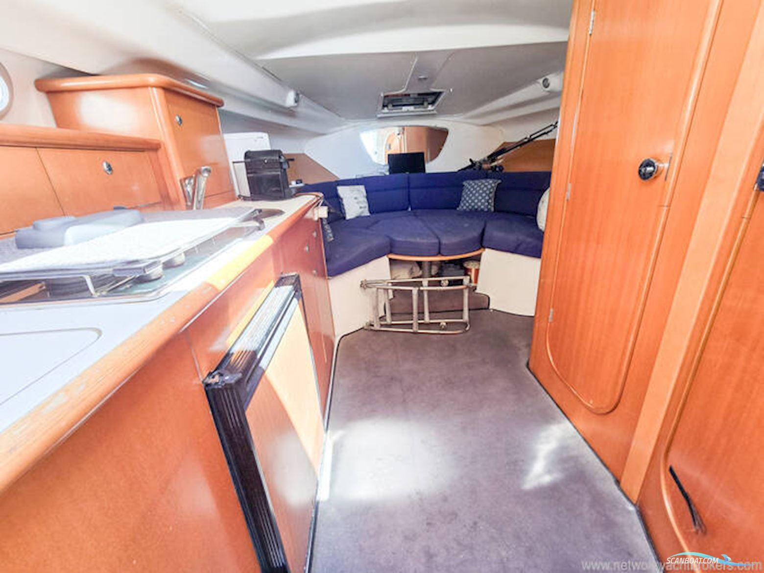 Beneteau Viva 920