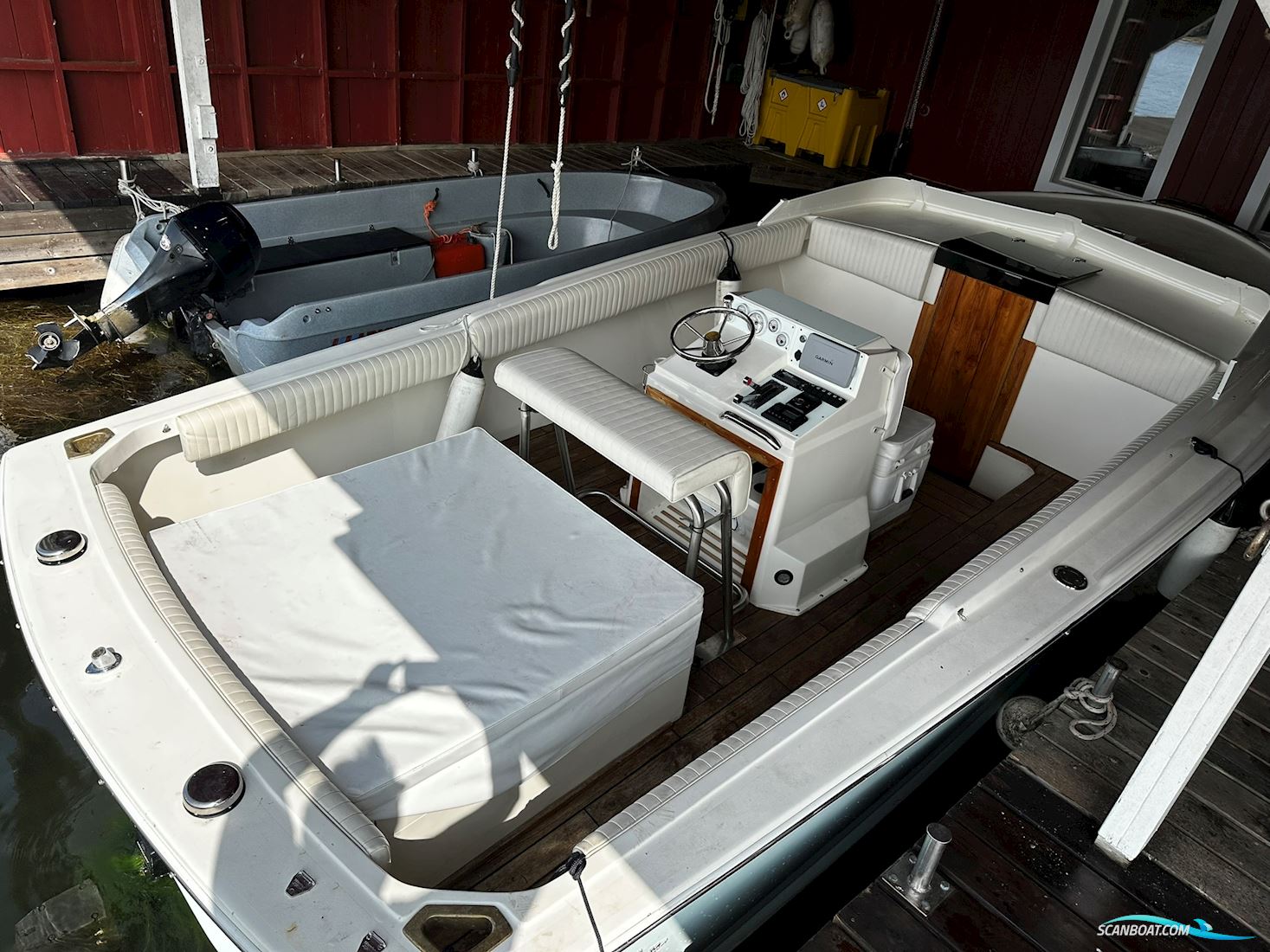 Bertram 25 Open
