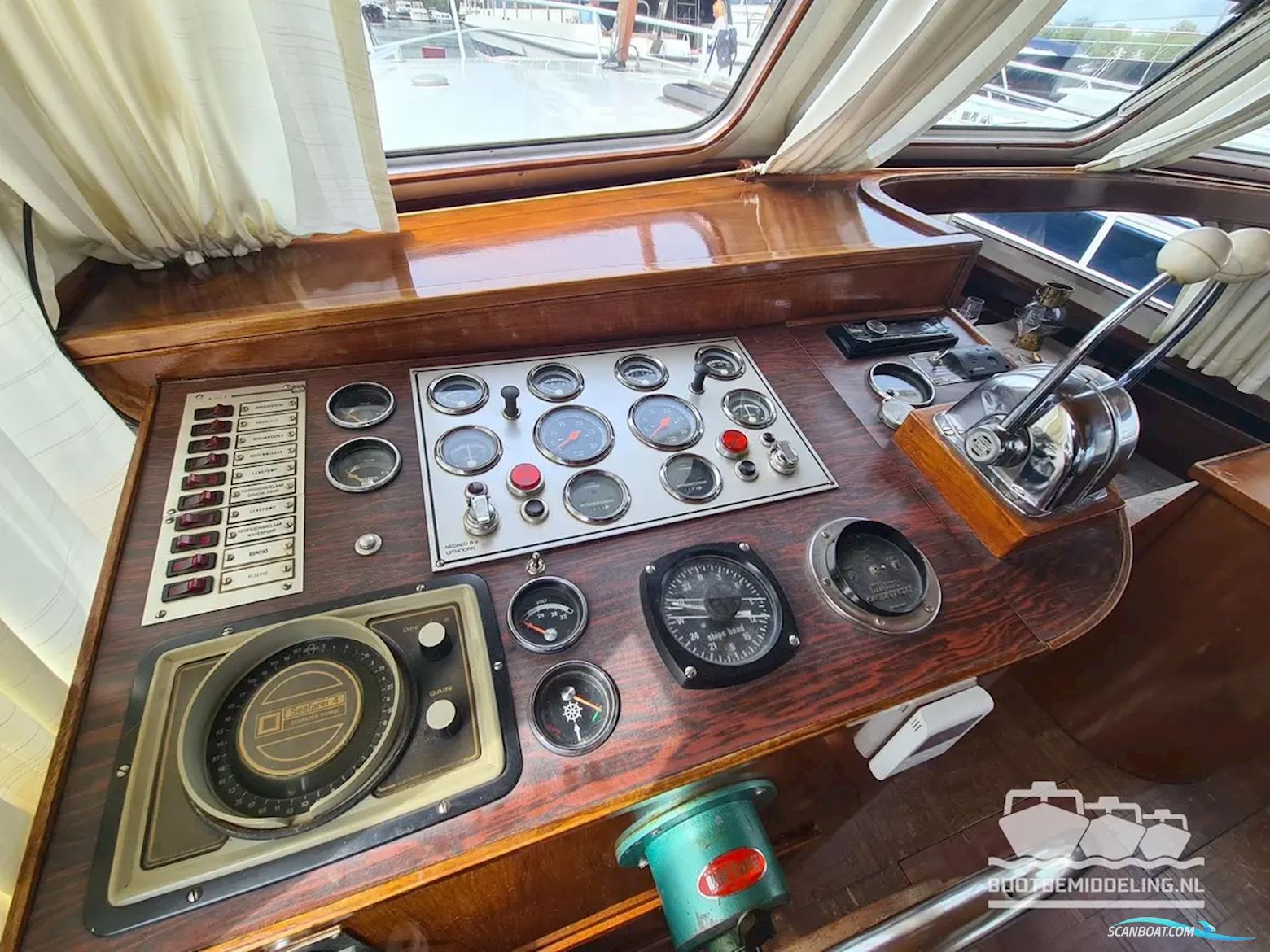 Blauwe Hand Kruiser 14.00 AK