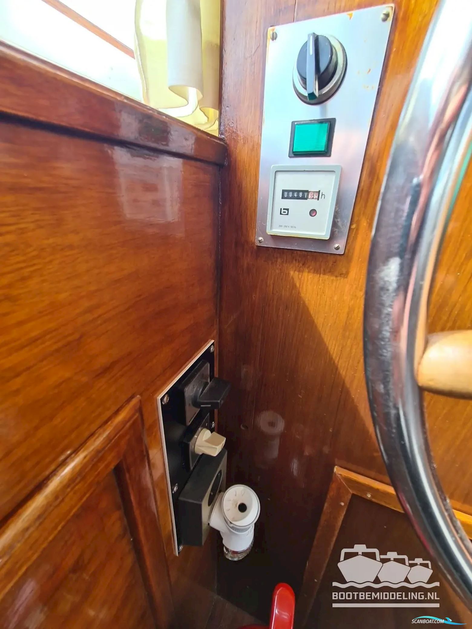 Blauwe Hand Kruiser 14.00 AK