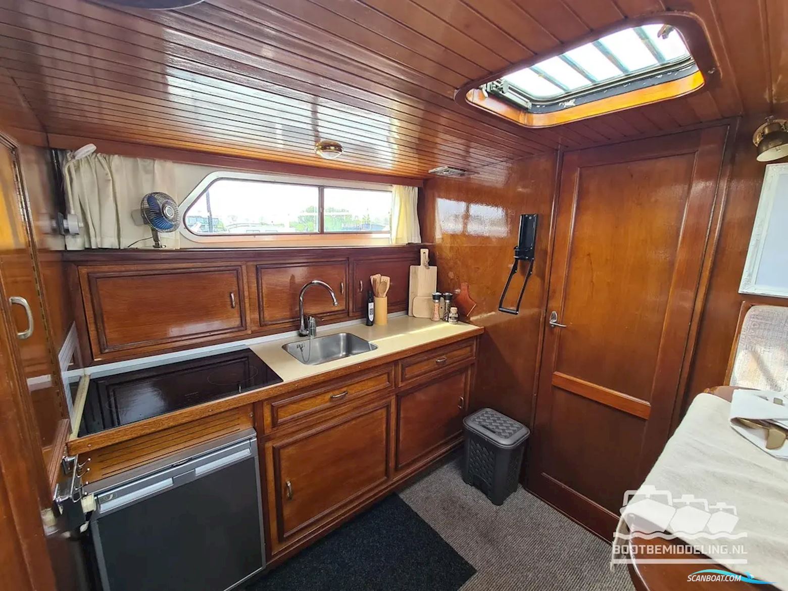 Blauwe Hand Kruiser 14.00 AK