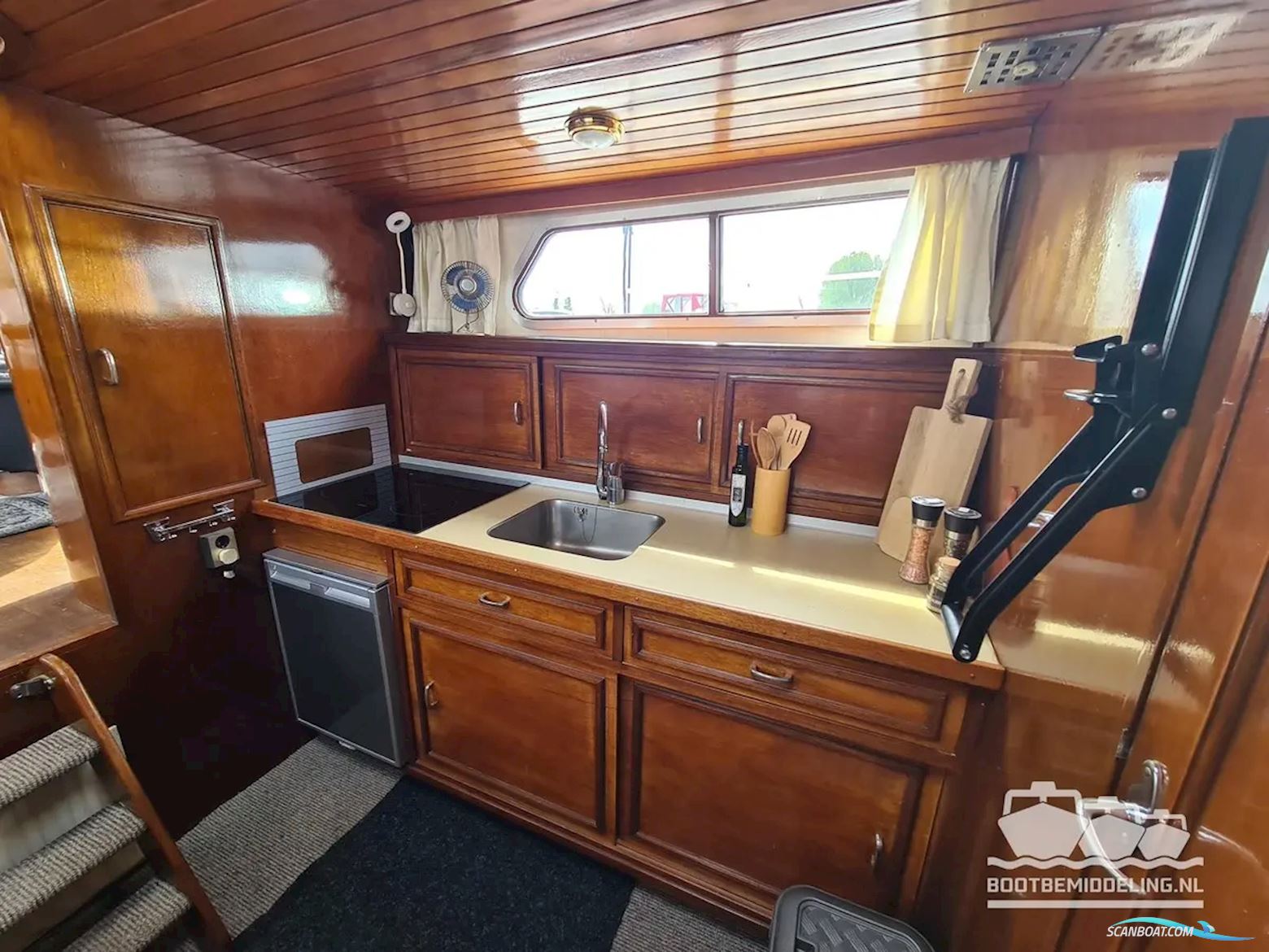 Blauwe Hand Kruiser 14.00 AK