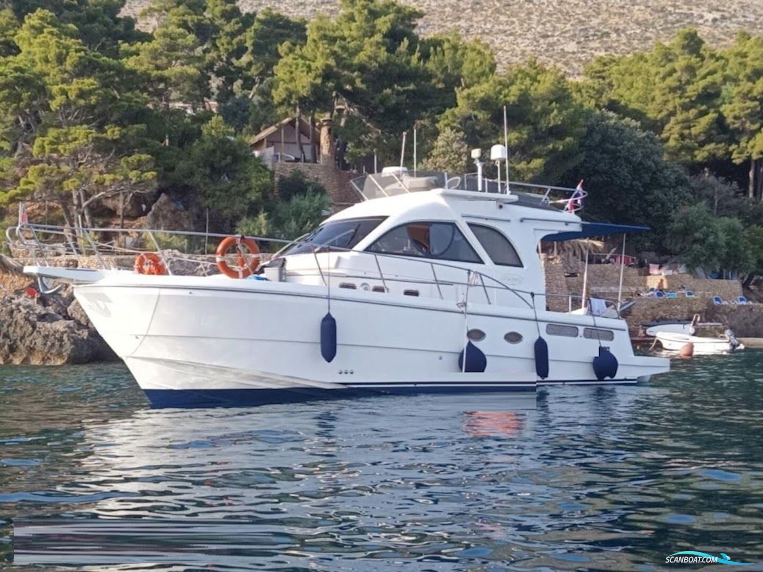 Blue Navy 430 Motorboot 2009, mit Iveco Aifo N60Entm motor, Kroatien