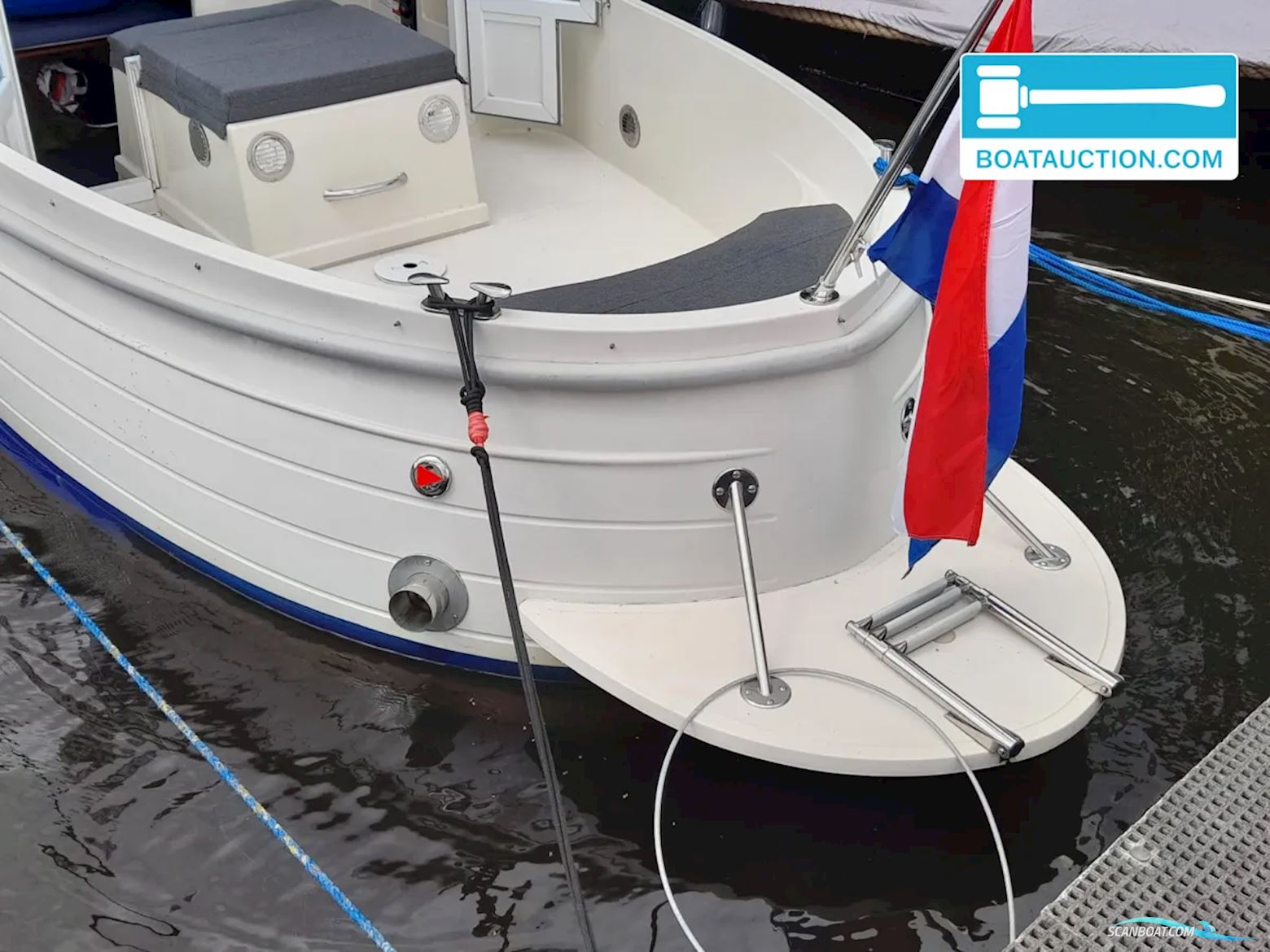 Bluestar Retro Cabin 22