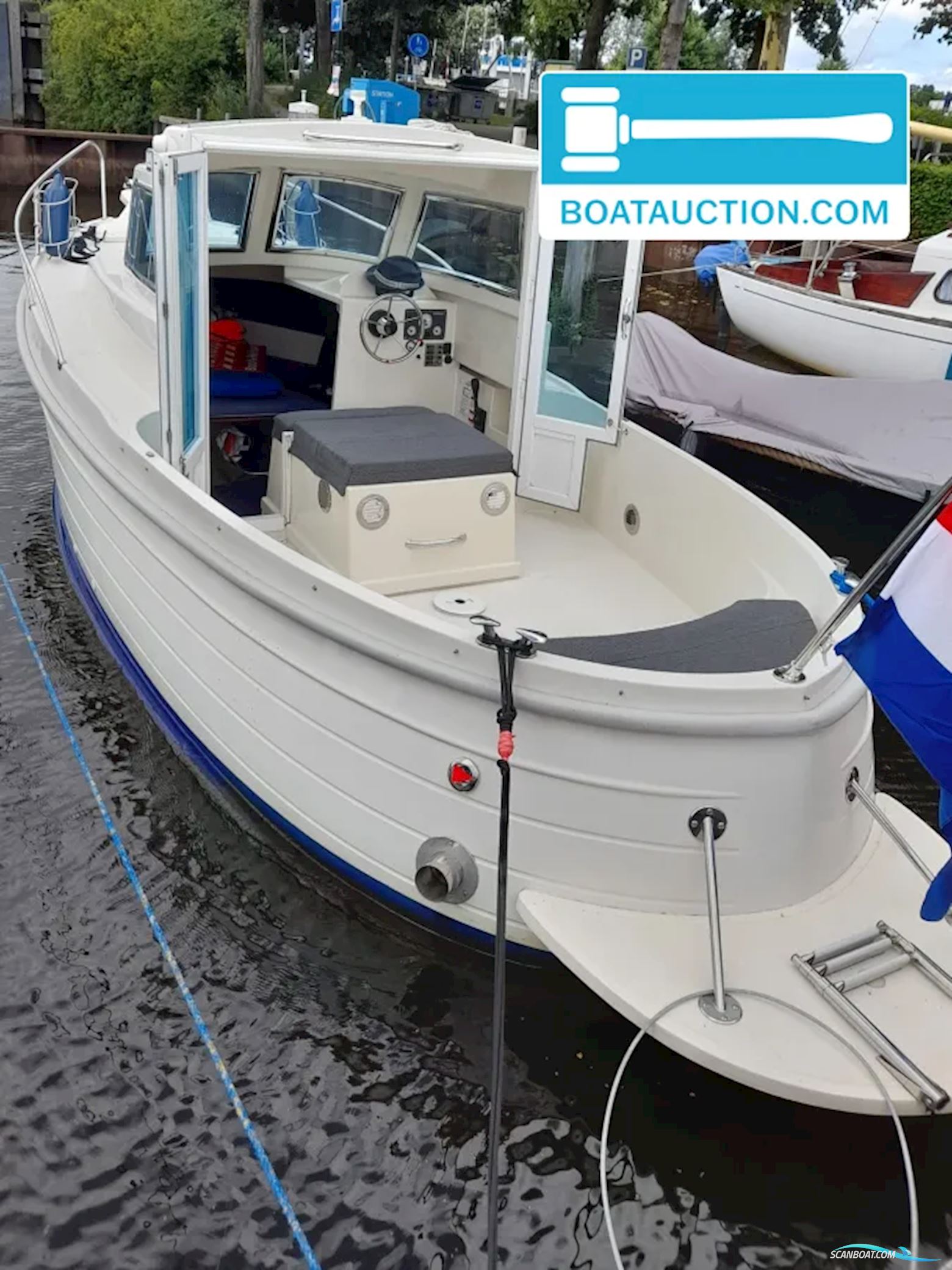 Bluestar Retro Cabin 22