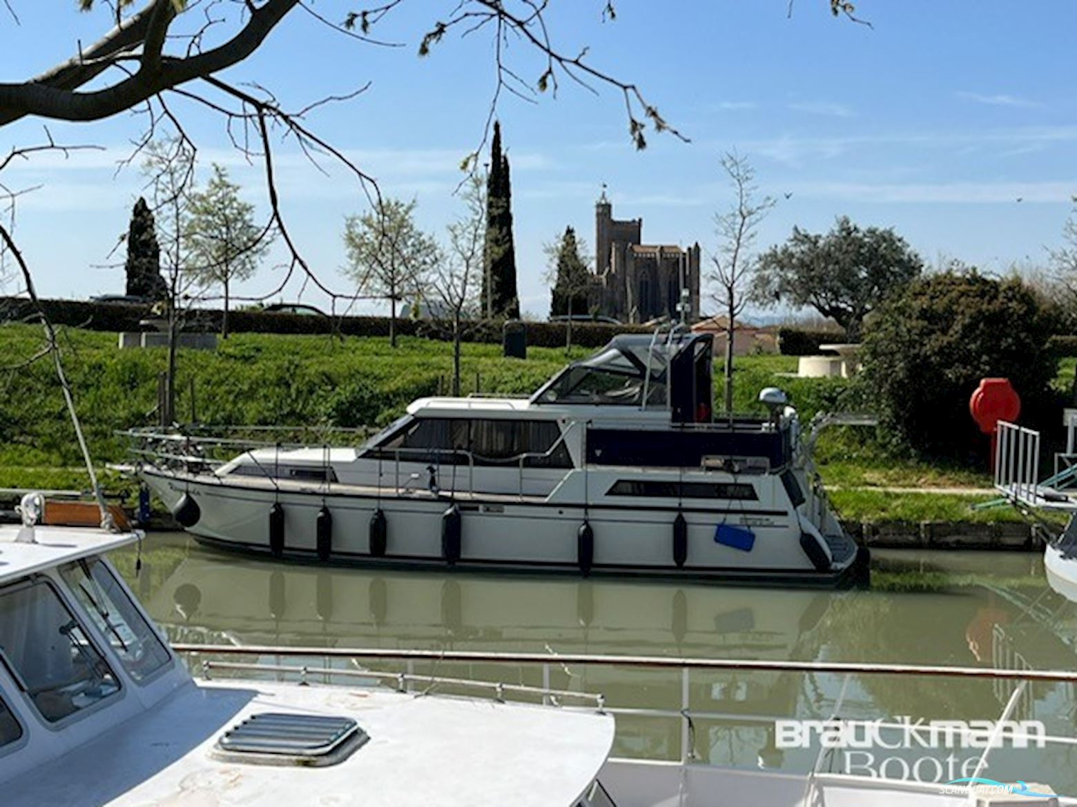 Boarncruiser New Line de Luxe 395