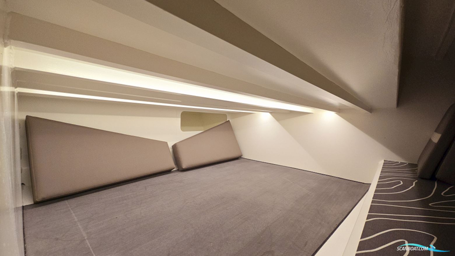 BOB Sloepen Explorer 1100