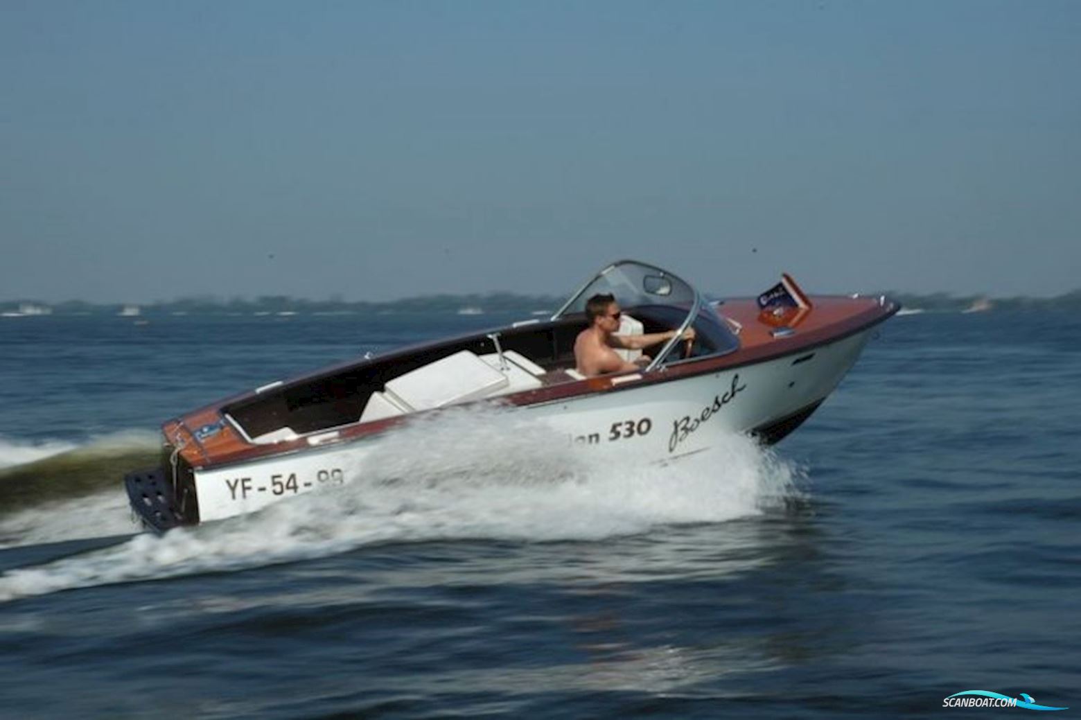 Boesch 530 Super Competition Motorboot 1981, mit Crusader 350 Cid 260HP motor, Niederlande