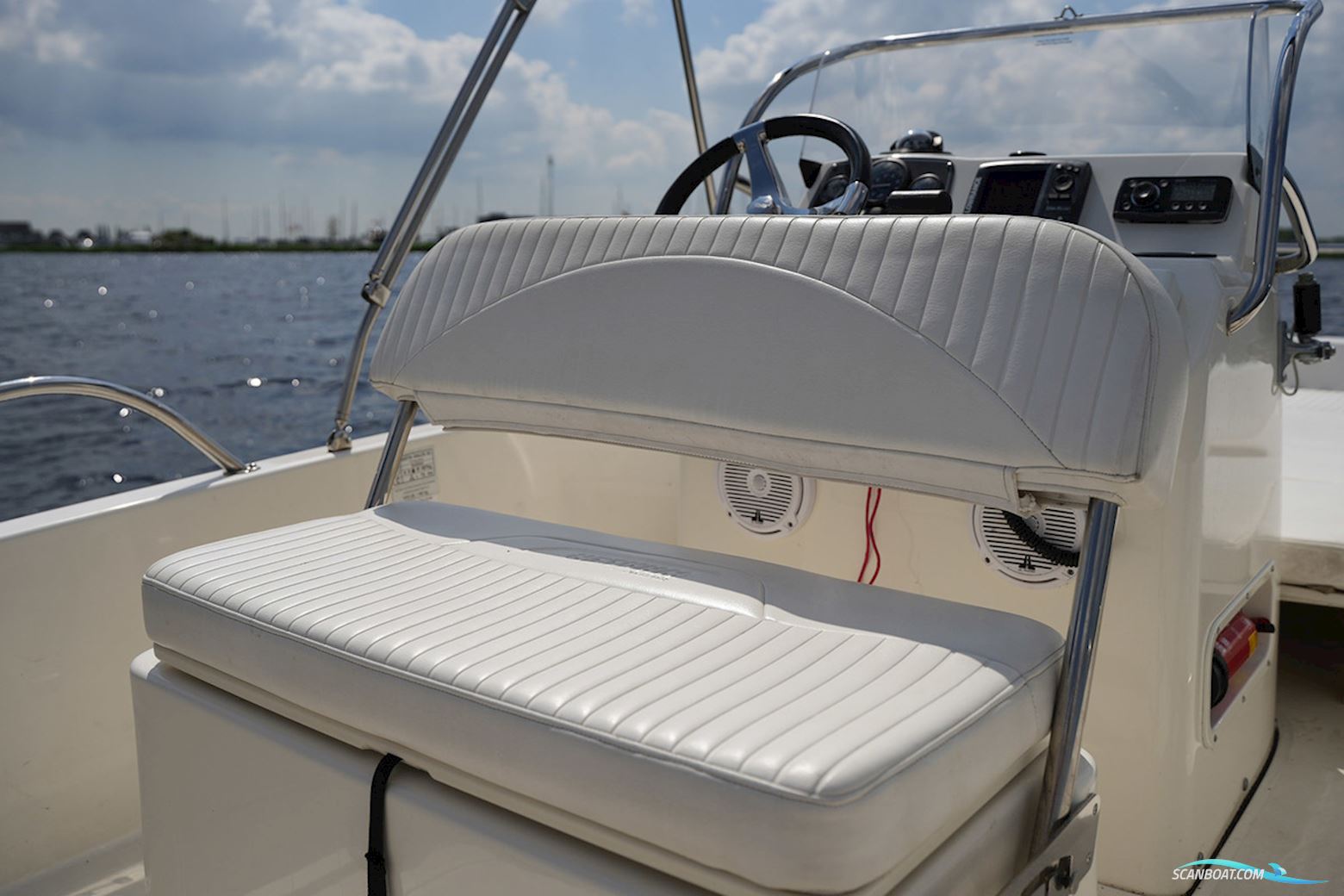 Boston Whaler 170 Dauntless