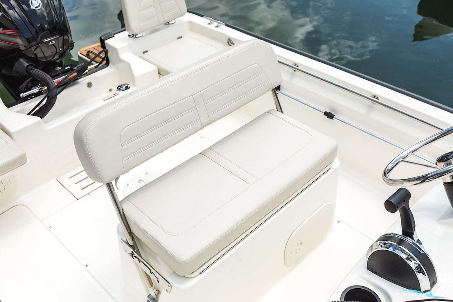 Boston Whaler 170 Montauk