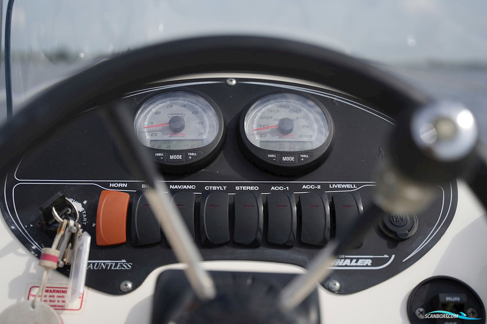 Boston Whaler 180 Dauntless