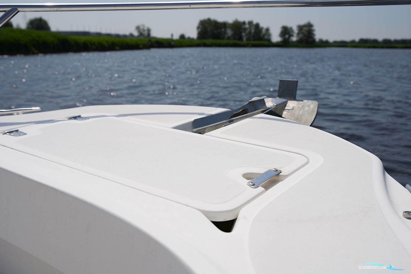 Boston Whaler 180 Outrage