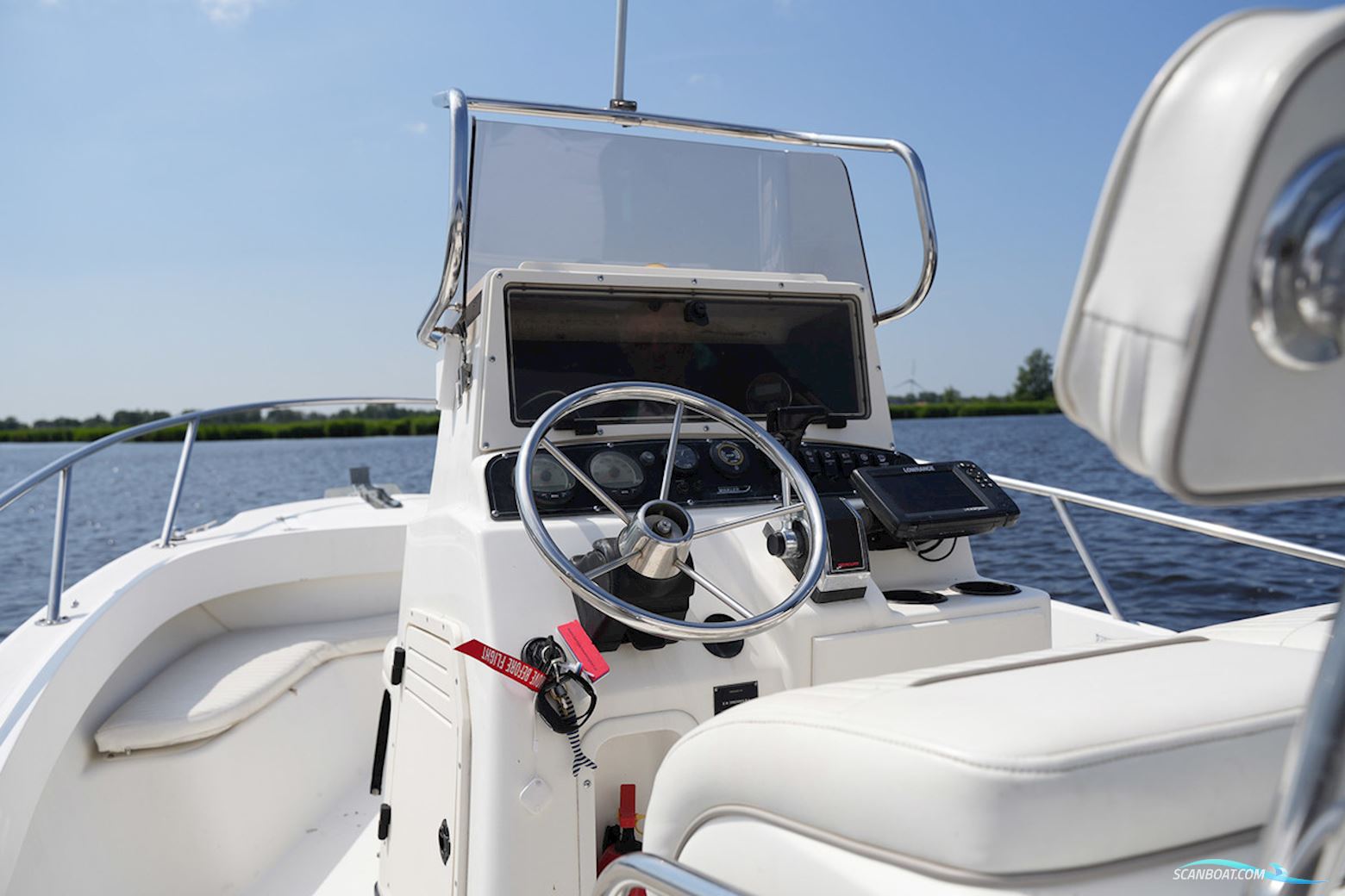 Boston Whaler 180 Outrage