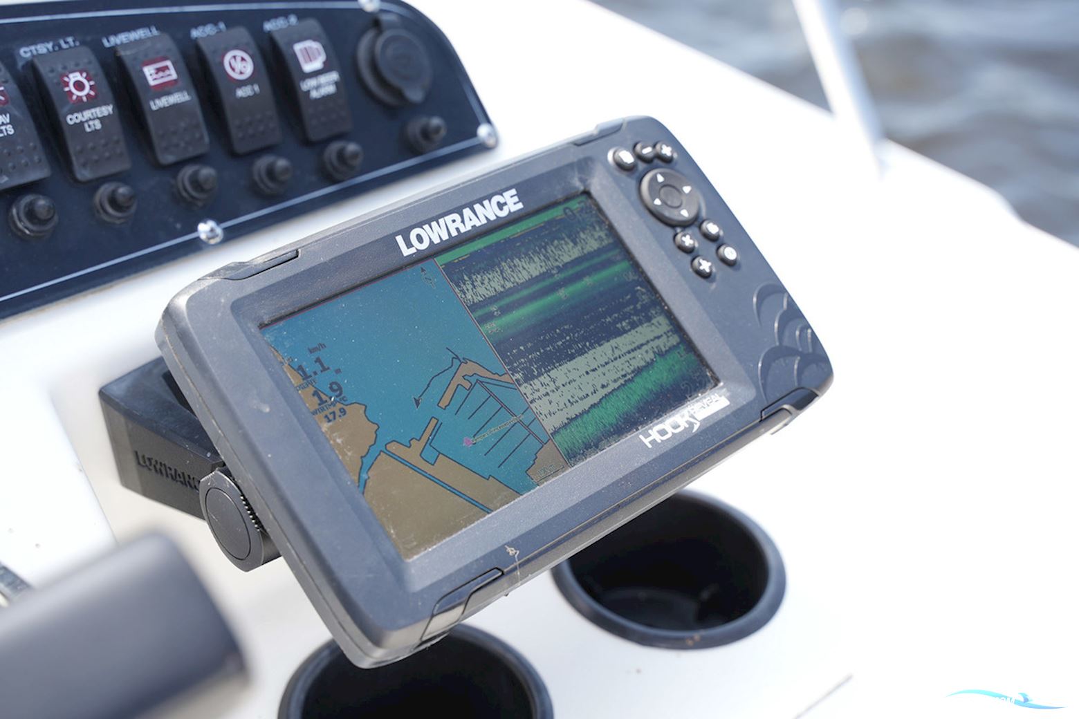 Boston Whaler 180 Outrage