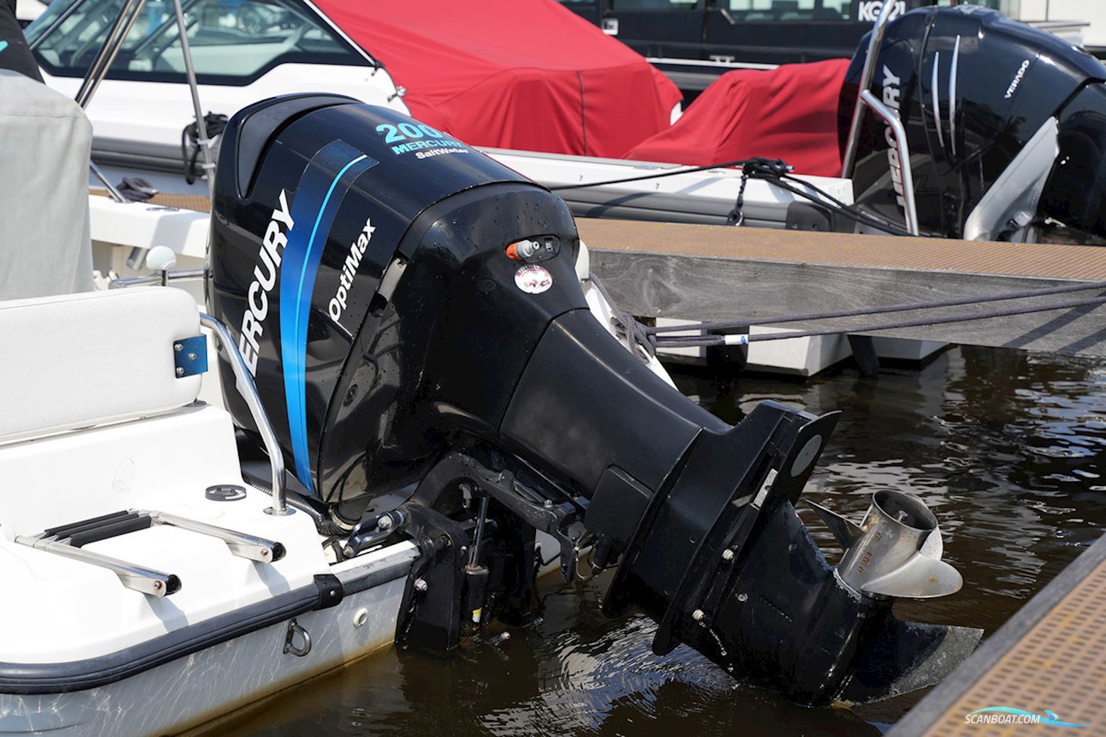 Boston Whaler 180 Outrage