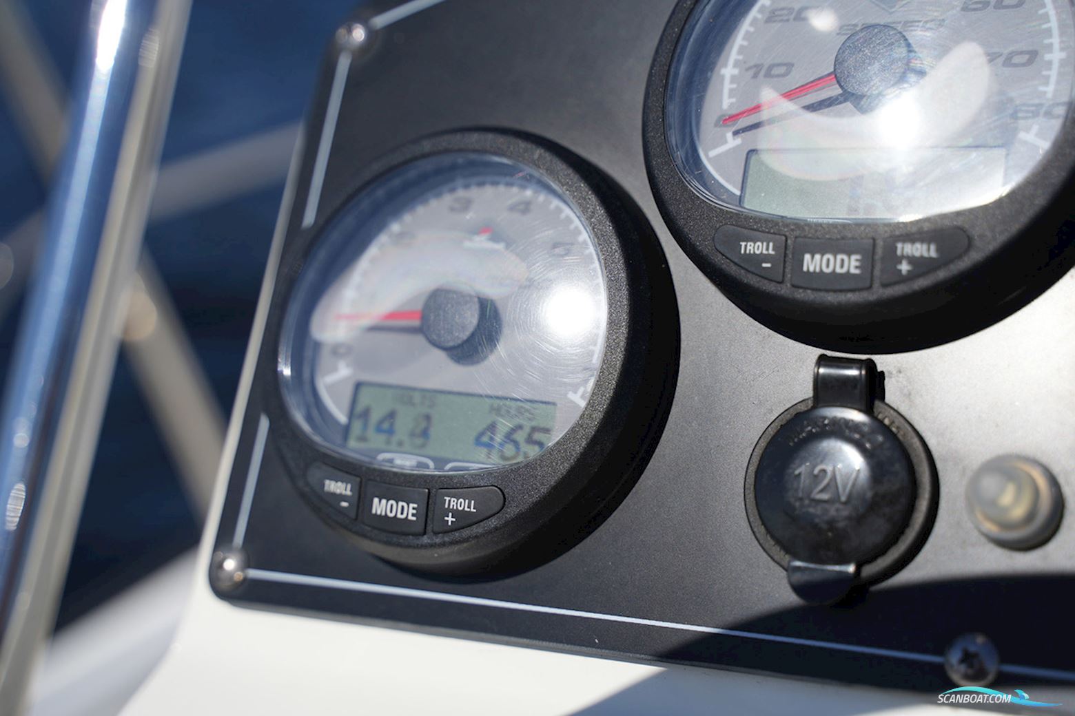 Boston Whaler 190 Montauk