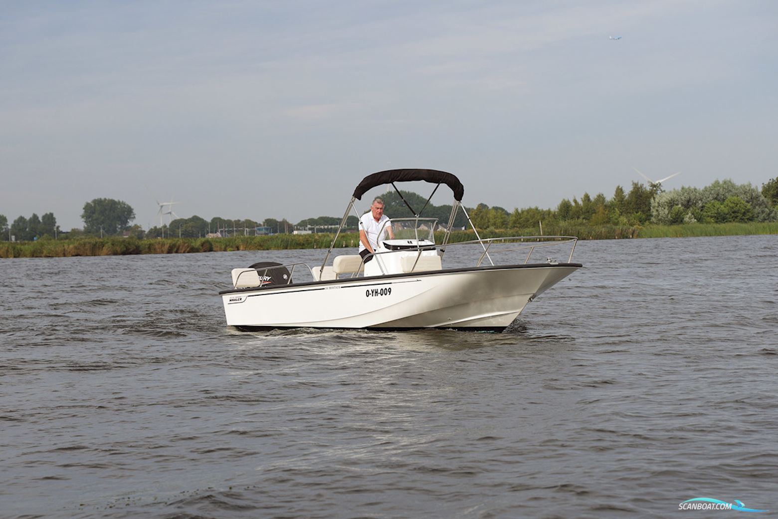 Boston Whaler 190 Montauk