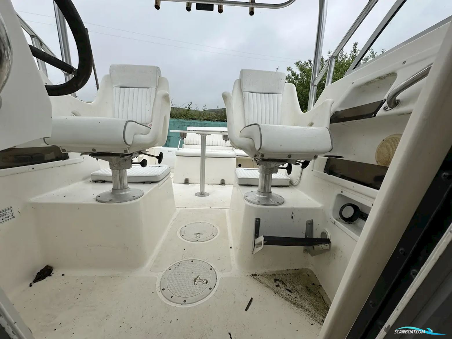 Boston Whaler 23 Conquest