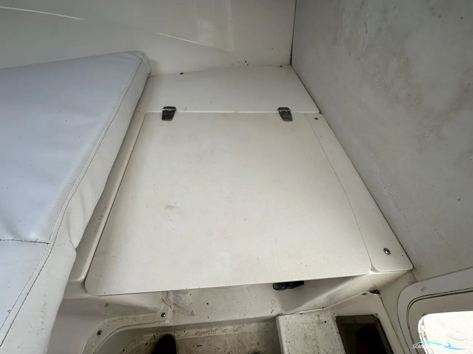 Boston Whaler 23 Conquest