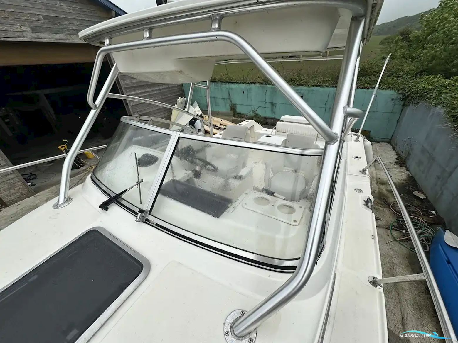 Boston Whaler 23 Conquest