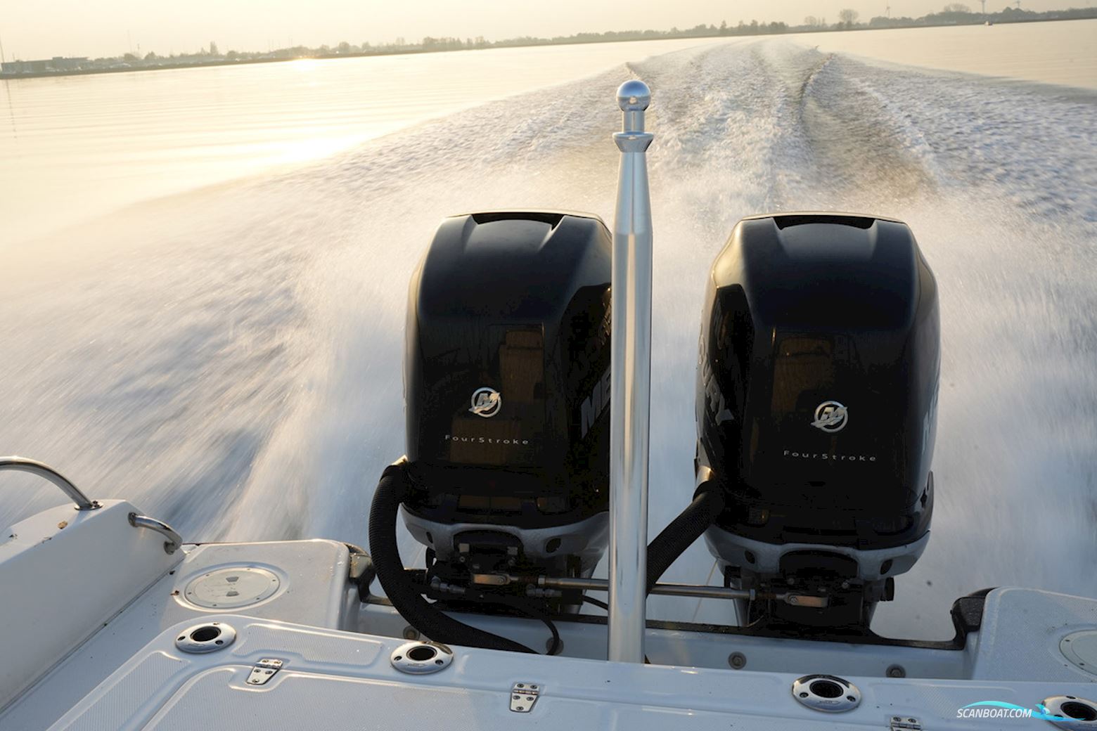 Boston Whaler 270 Dauntless