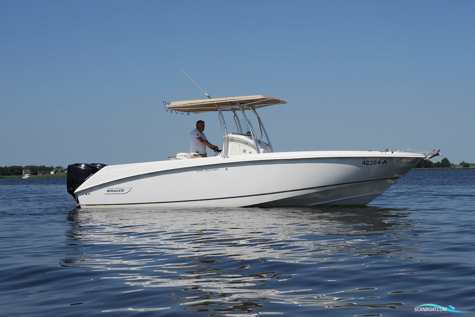 Boston Whaler 270 Outrage
