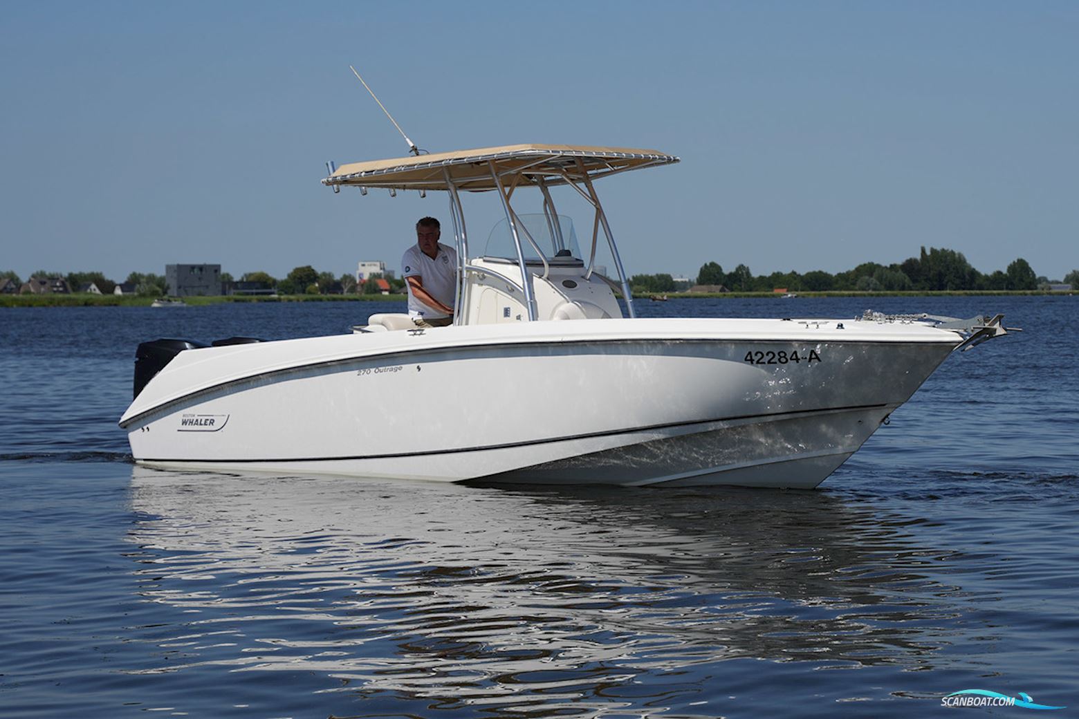 Boston Whaler 270 Outrage