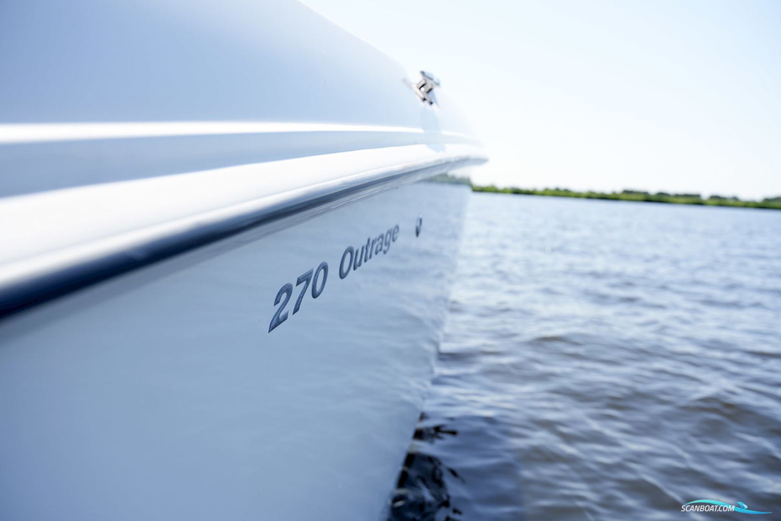 Boston Whaler 270 Outrage