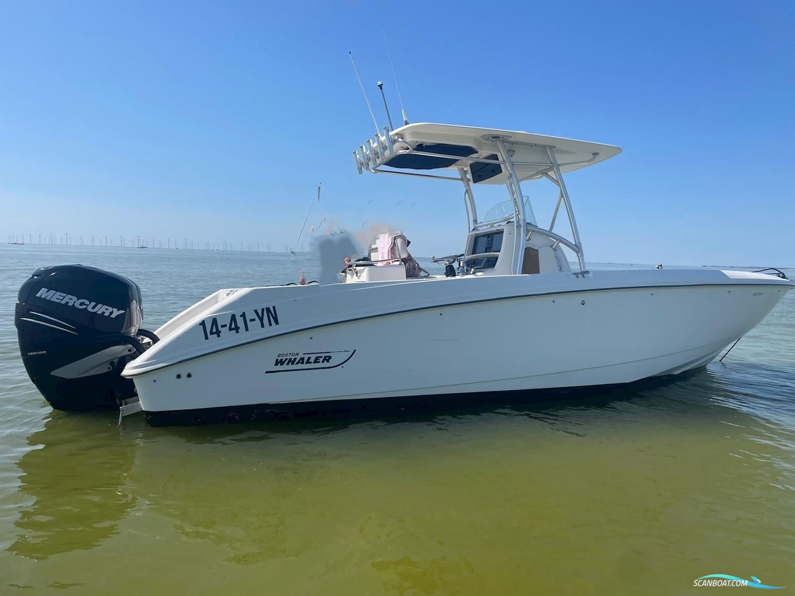 Boston Whaler 270 Outrage