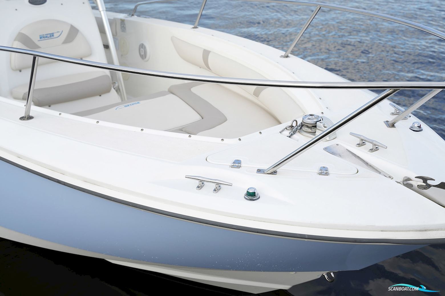 Boston Whaler 270 Outrage