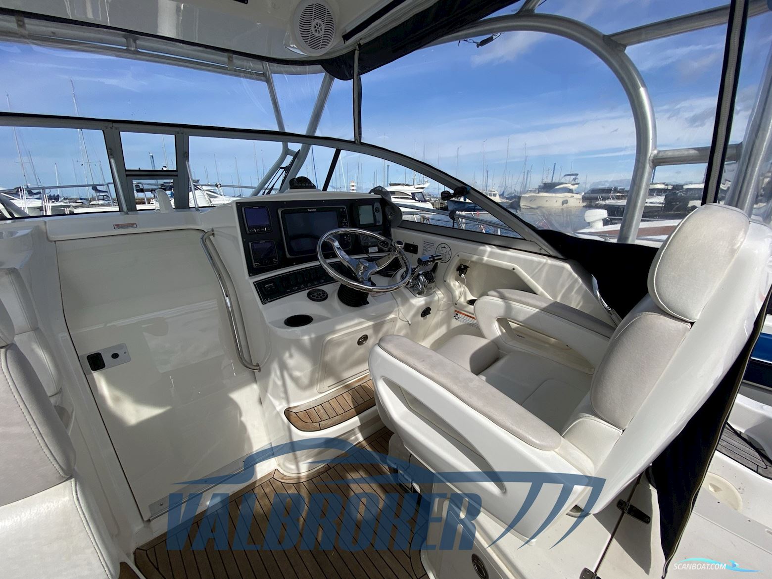 Boston Whaler 285 Conquest