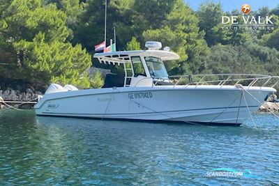 Boston Whaler 330 Outrage Motorboot 2023, mit Mercury motor, Kroatien