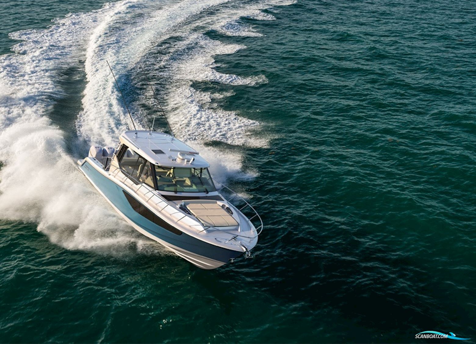 Boston Whaler 405 Conquest Motorboot 2023, mit Mercury motor, Niederlande