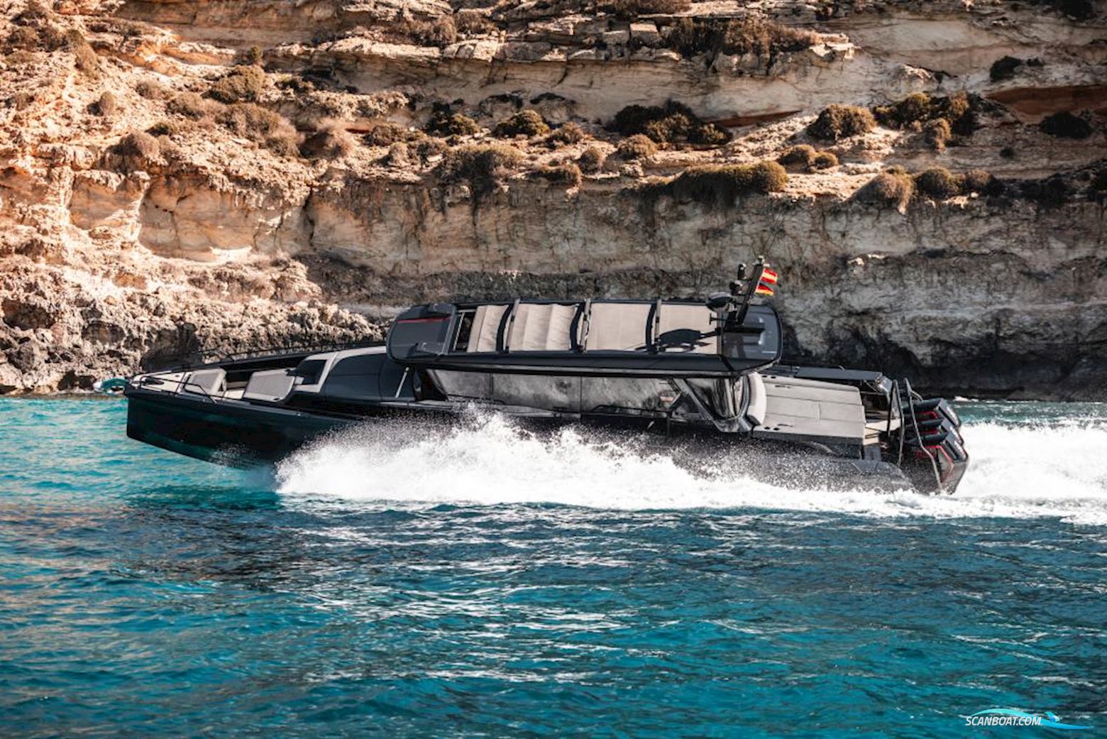 Brabus Shadow 1300 Cross Cabin