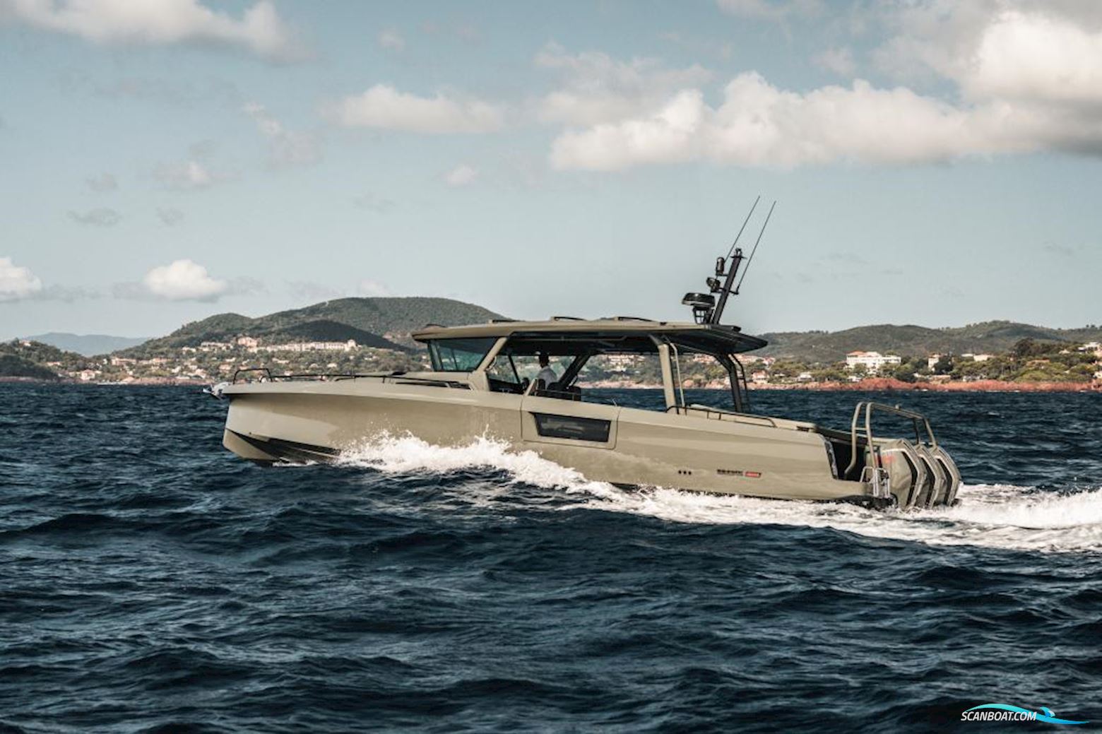 Brabus Shadow 1500 Cross Top