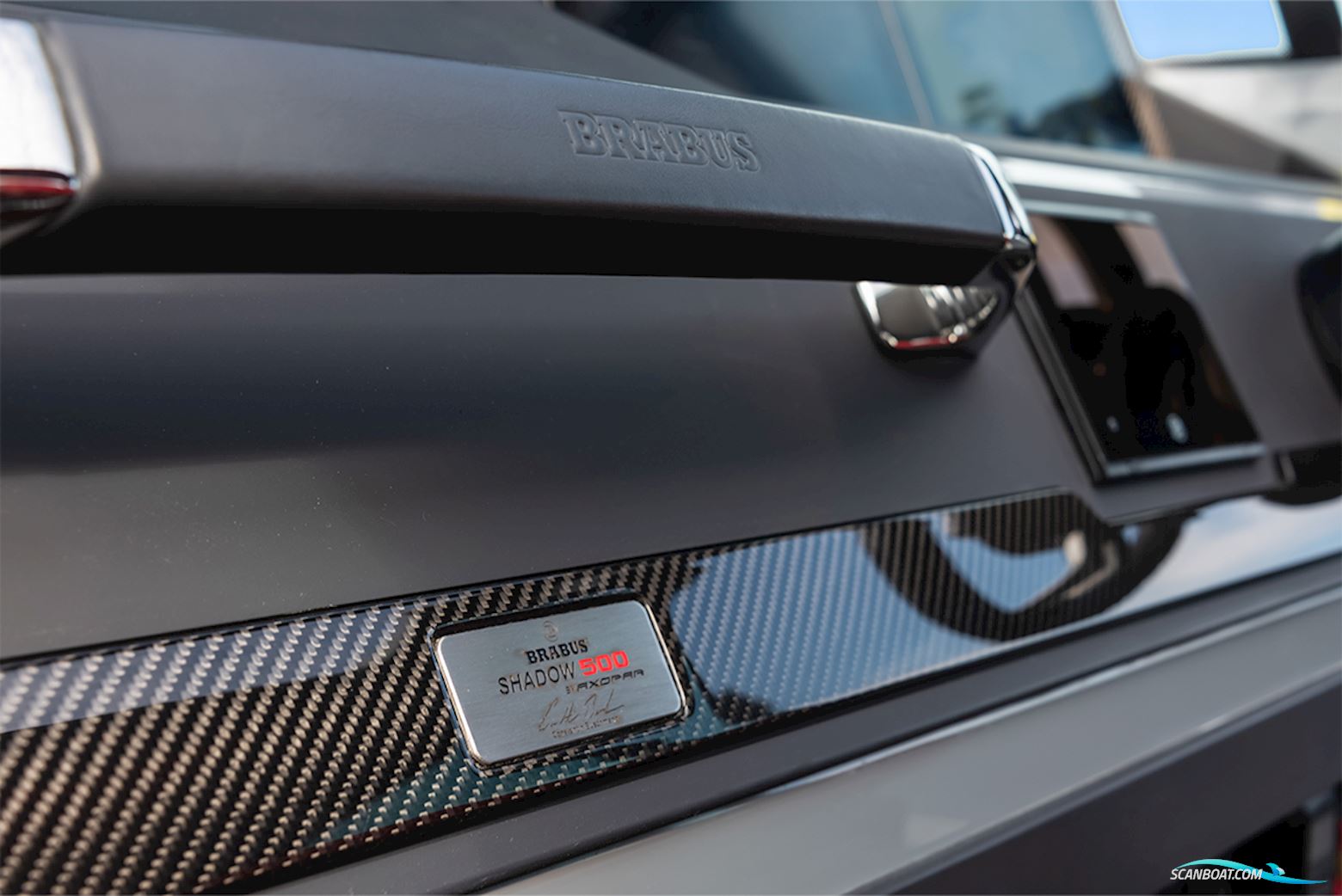Brabus Shadow 500 Cabin