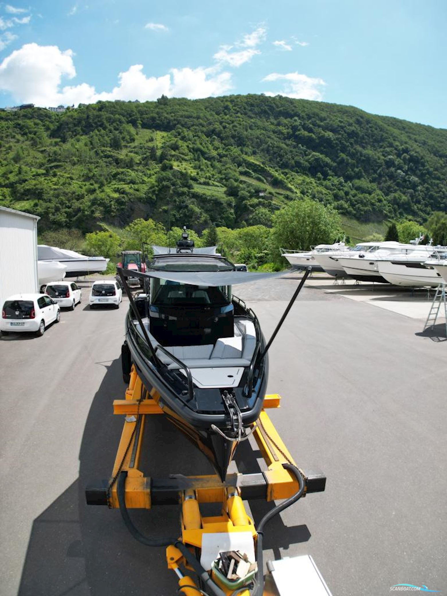 Brabus Shadow 500 Cabin
