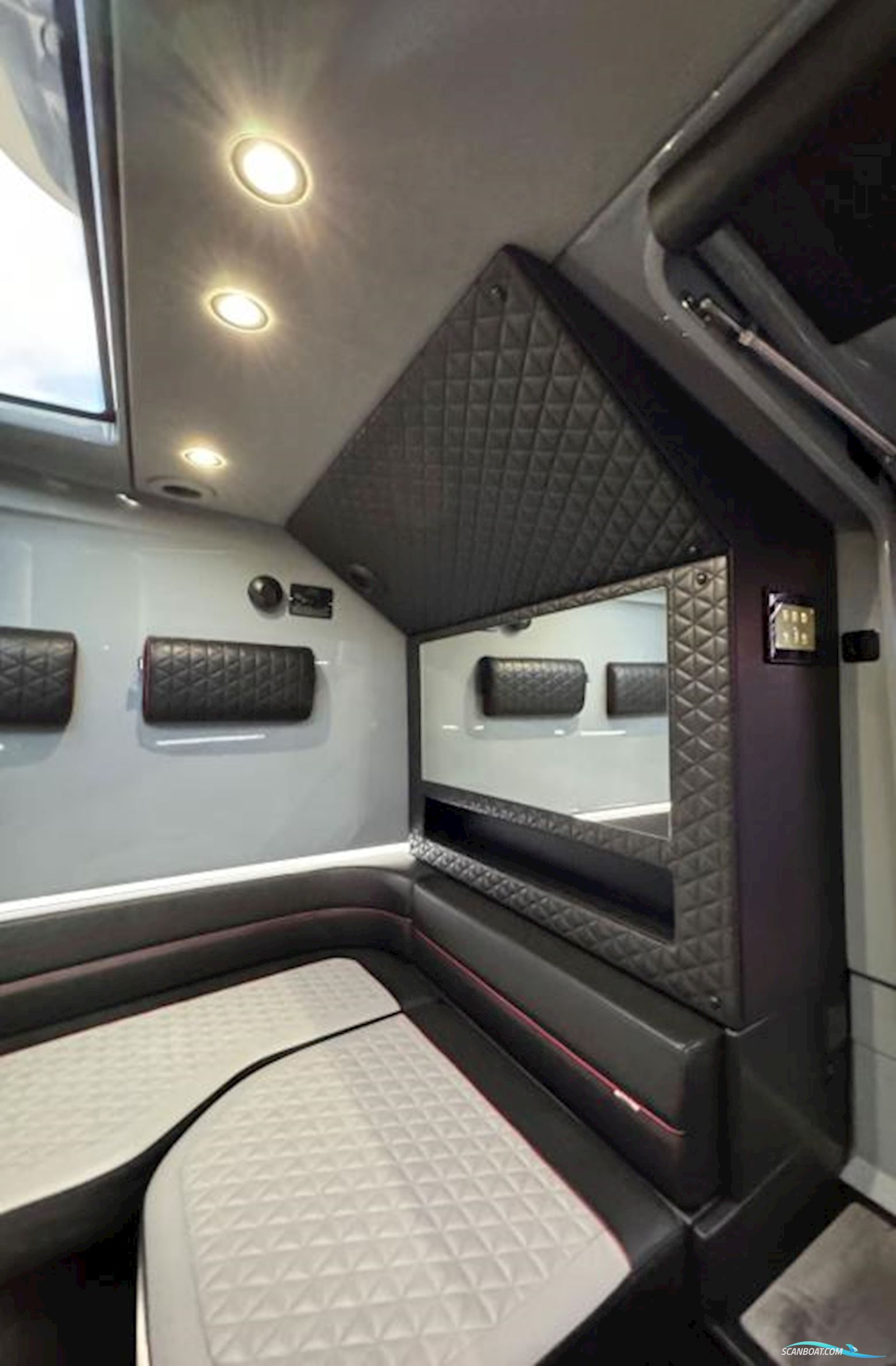 Brabus Shadow 900 Cross Cabin