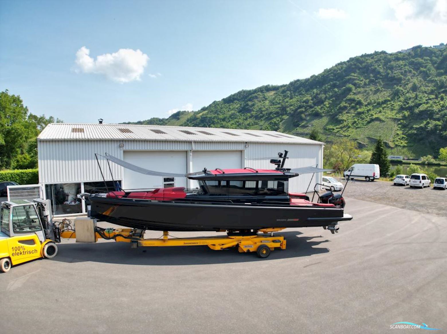 Brabus Shadow 900 Cross Cabin