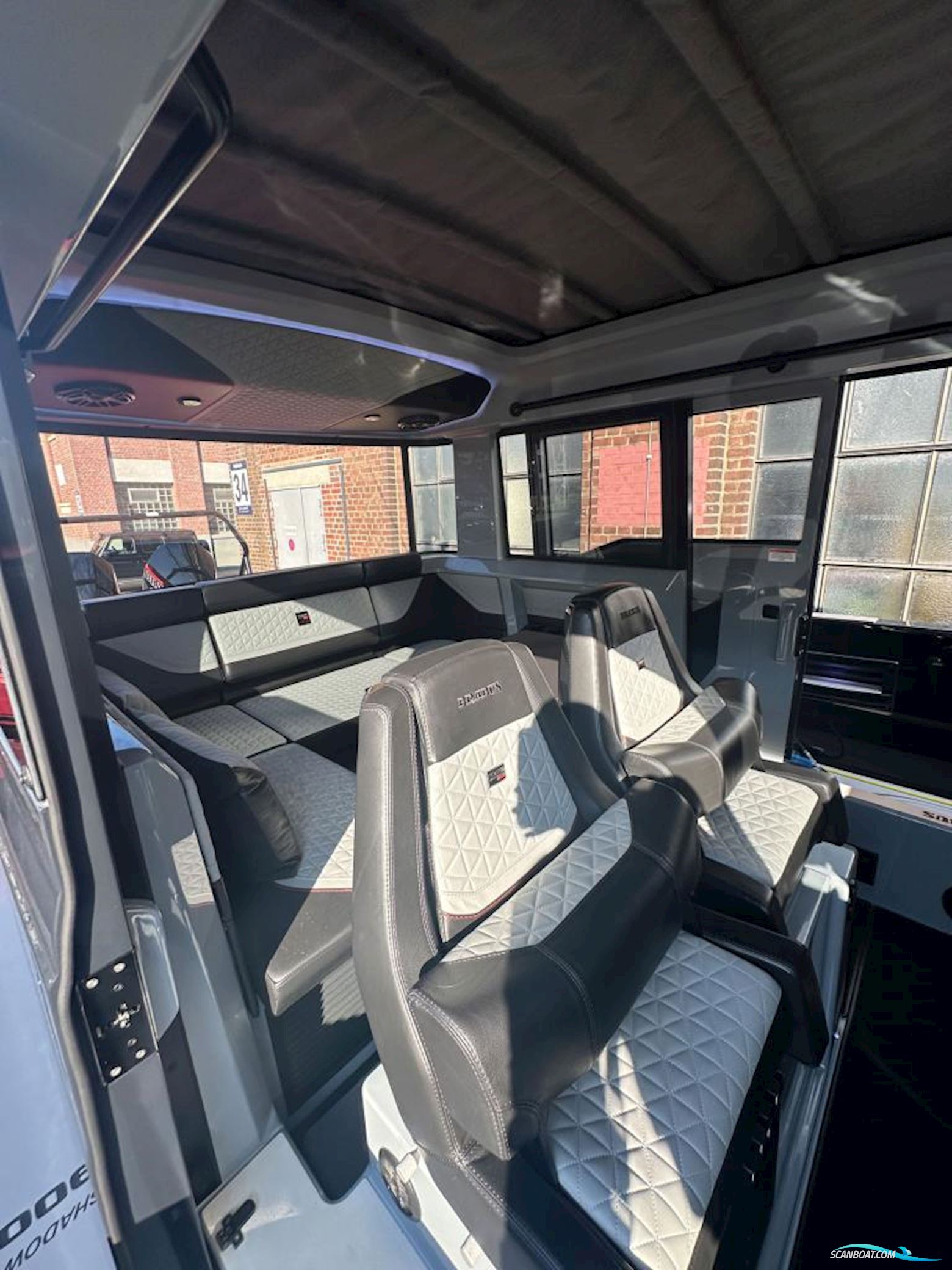 Brabus Shadow 900 Cross Cabin