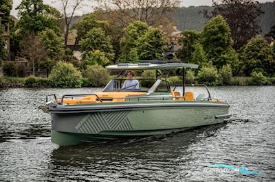 Brabus Shadow 900 Sun-Top Motorboot 2022, mit Mercury motor, Deutschland