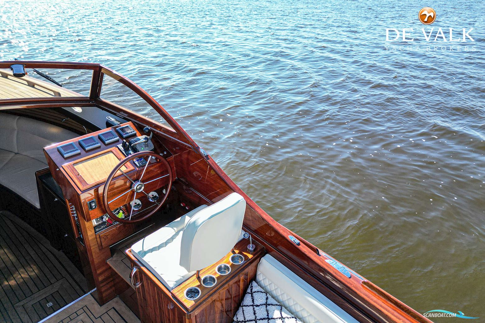 BRANDARIS 1100 Suite