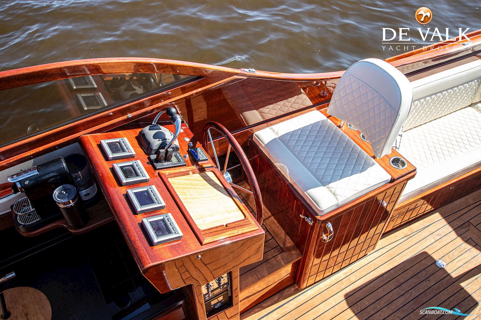 BRANDARIS 1100 Suite