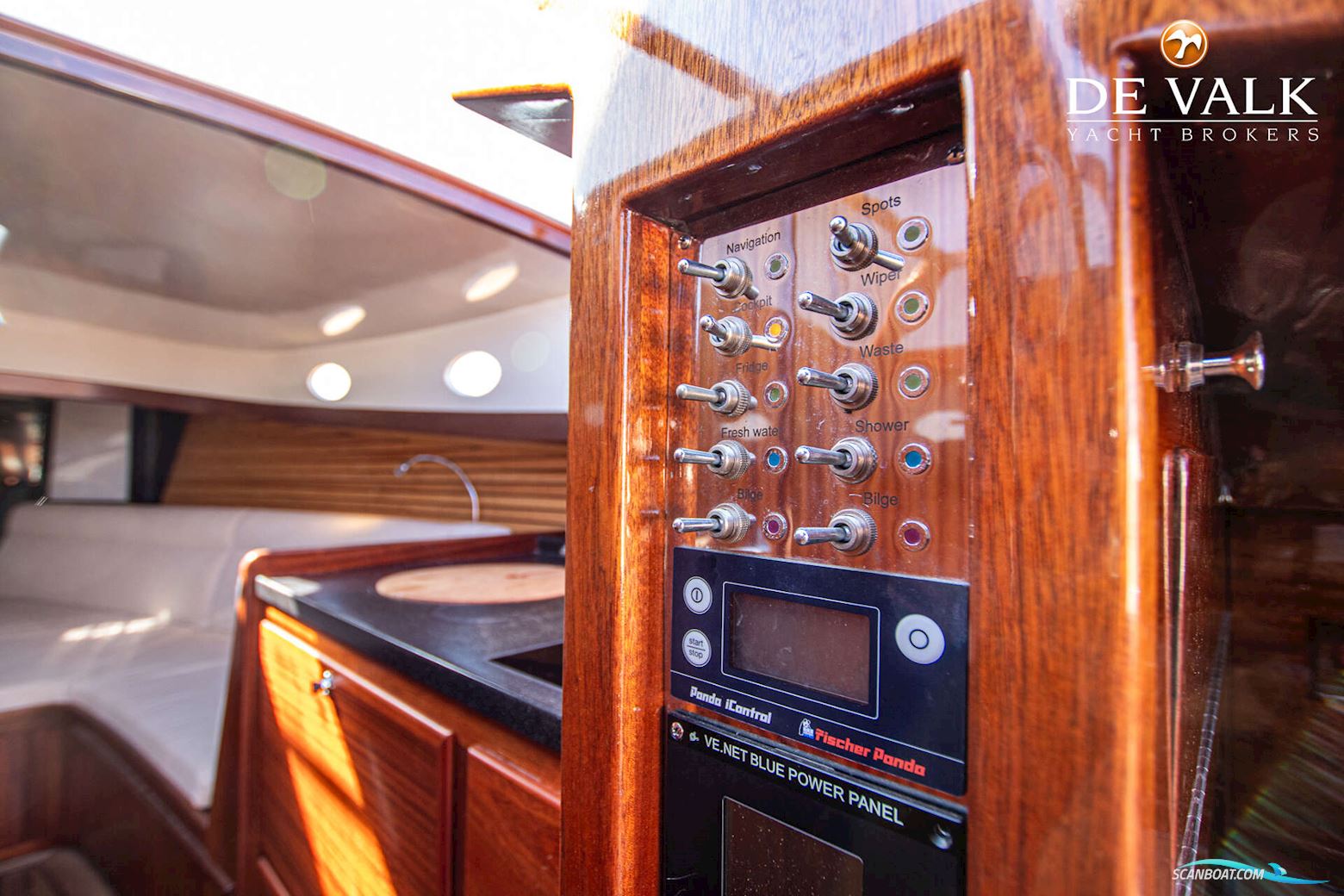 BRANDARIS 1100 Suite