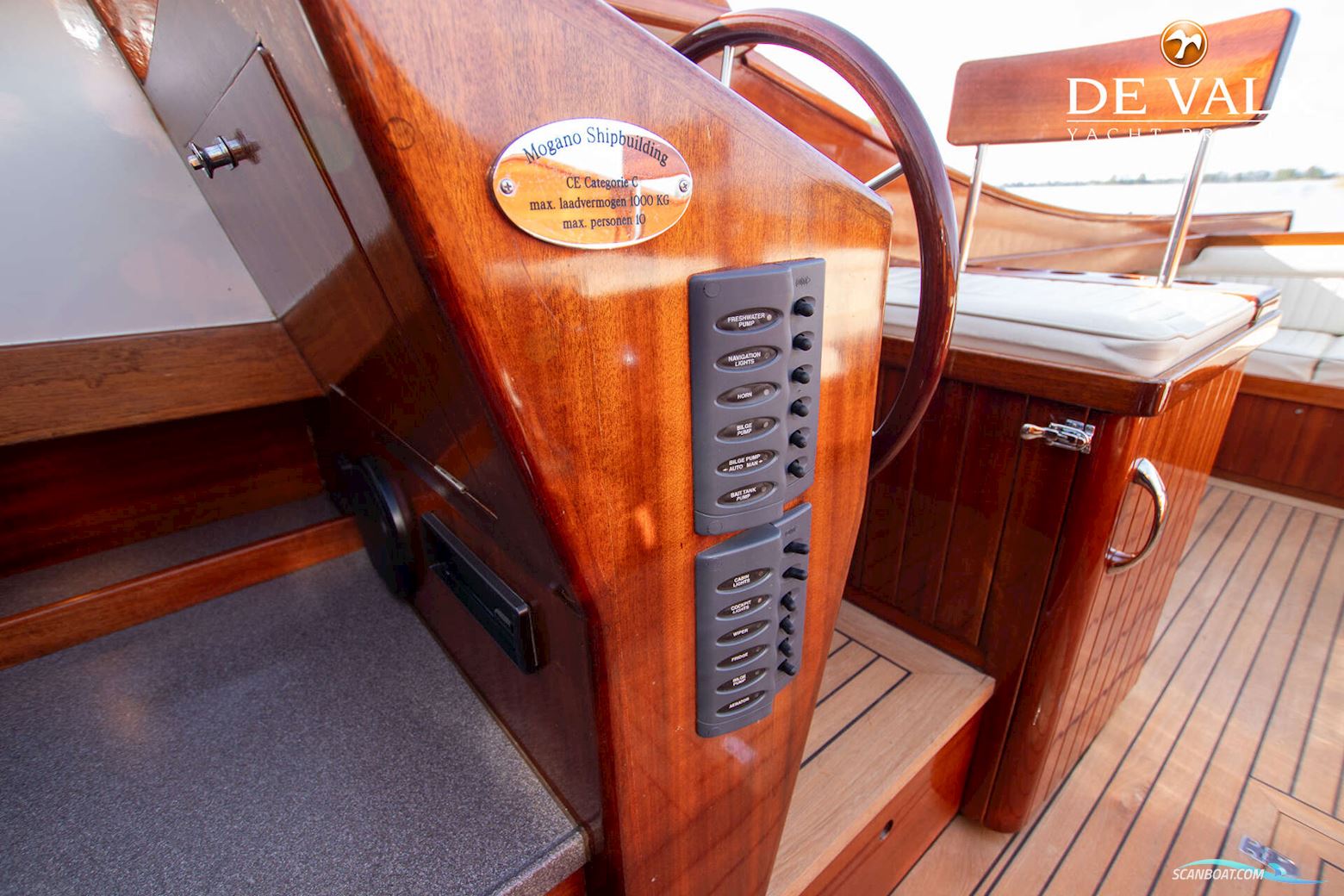 BRANDARIS Barkas 1100 Cabin